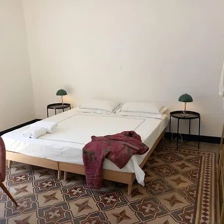 Oldoini - La Spezia, Near Cinque Terre 斯培西亚