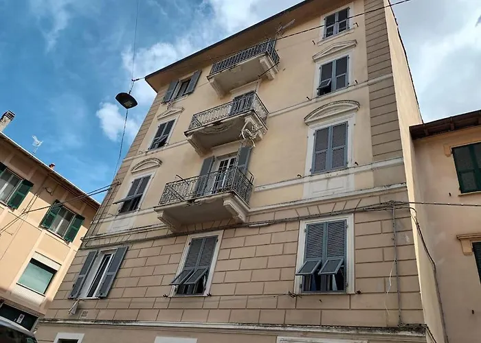 Oldoini - La Spezia, Near Cinque Terre 斯培西亚