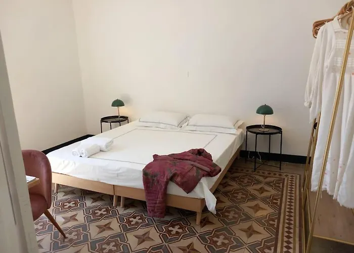Oldoini - La Spezia, Near Cinque Terre 斯培西亚